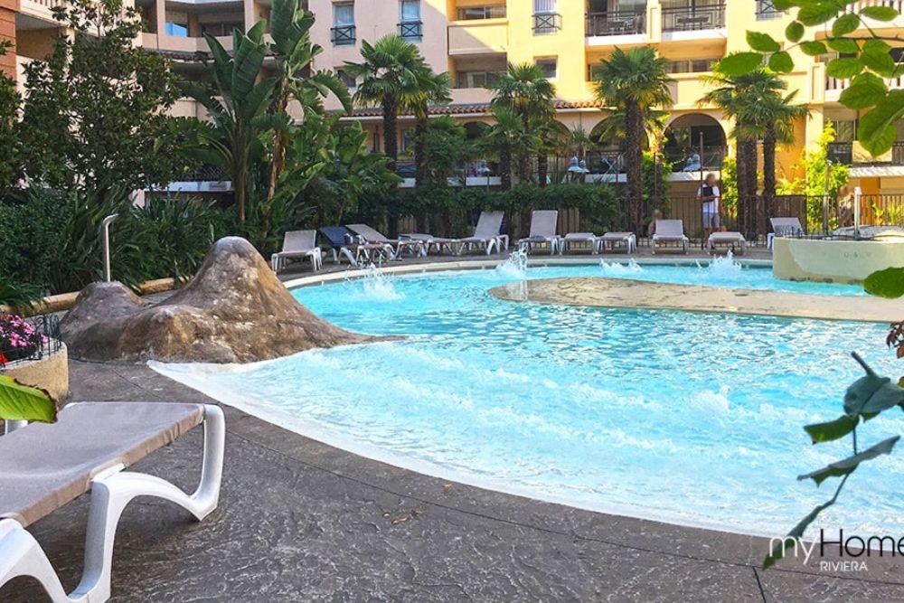 Joli 2 Pieces Aux Pieds Des Plages Cannes Exterior foto