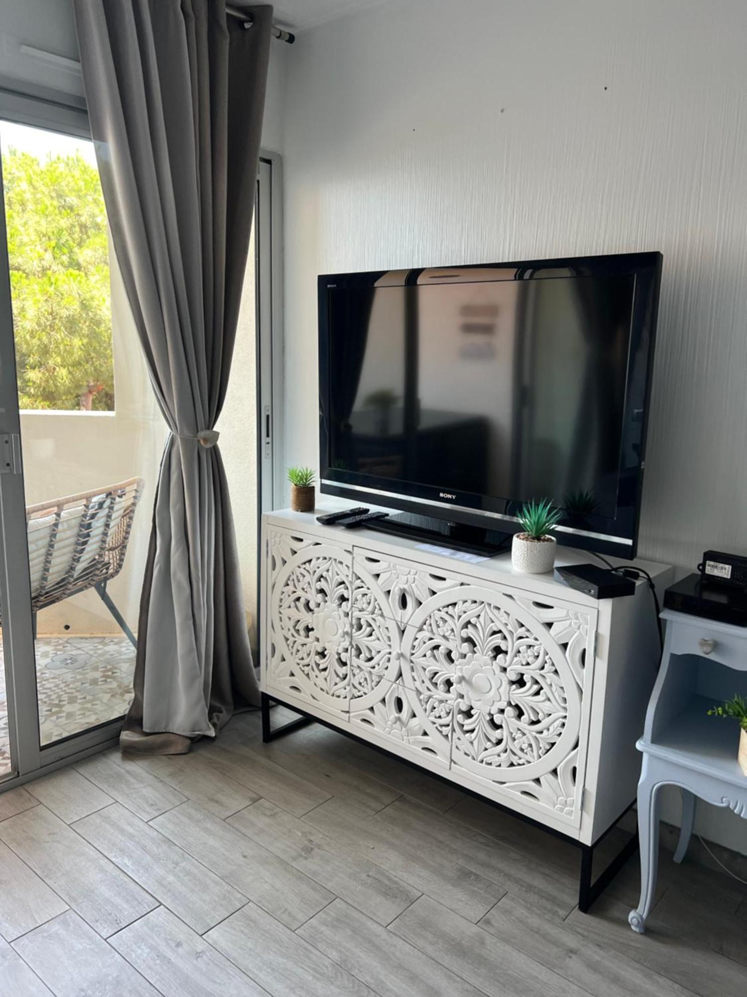 Joli 2 Pieces Aux Pieds Des Plages Cannes Exterior foto